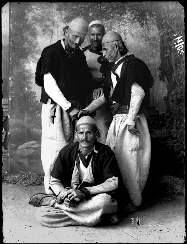 Men from Zadrima - Kel Marubi  c. 1895-1918 Men from Zadrima - Kel Marubi  c. 1895-1918